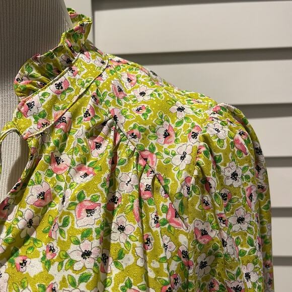 Beautiful printed long Sleeve Blouse with ruffle in color - Picture 5 of 9